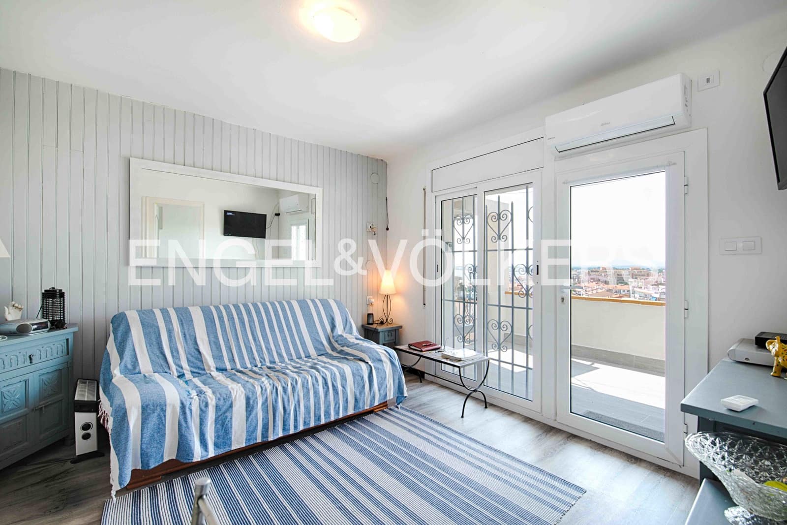 1 makuuhuone Huoneisto myytävänä paikassa Roses - 195 000 € (Ref: 9893240)