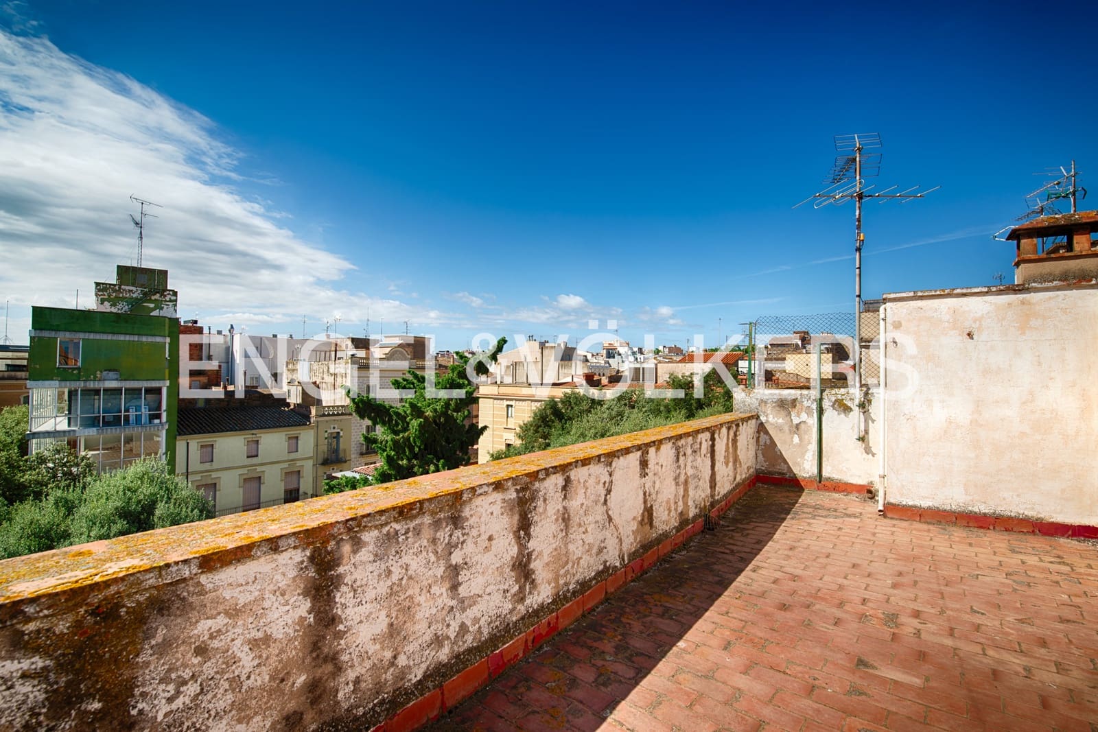 3 soverom Rekkehus til salgs i Figueres - € 217 000 (Ref: 9895180)