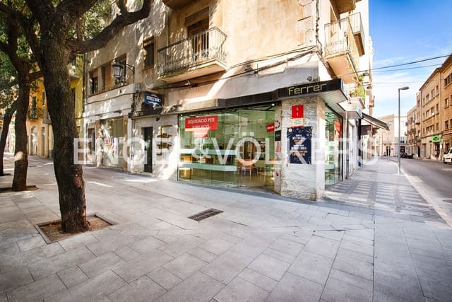 3 slaapkamer Rijtjeshuis te koop in Figueres - € 180.000 (Ref: 9895180)