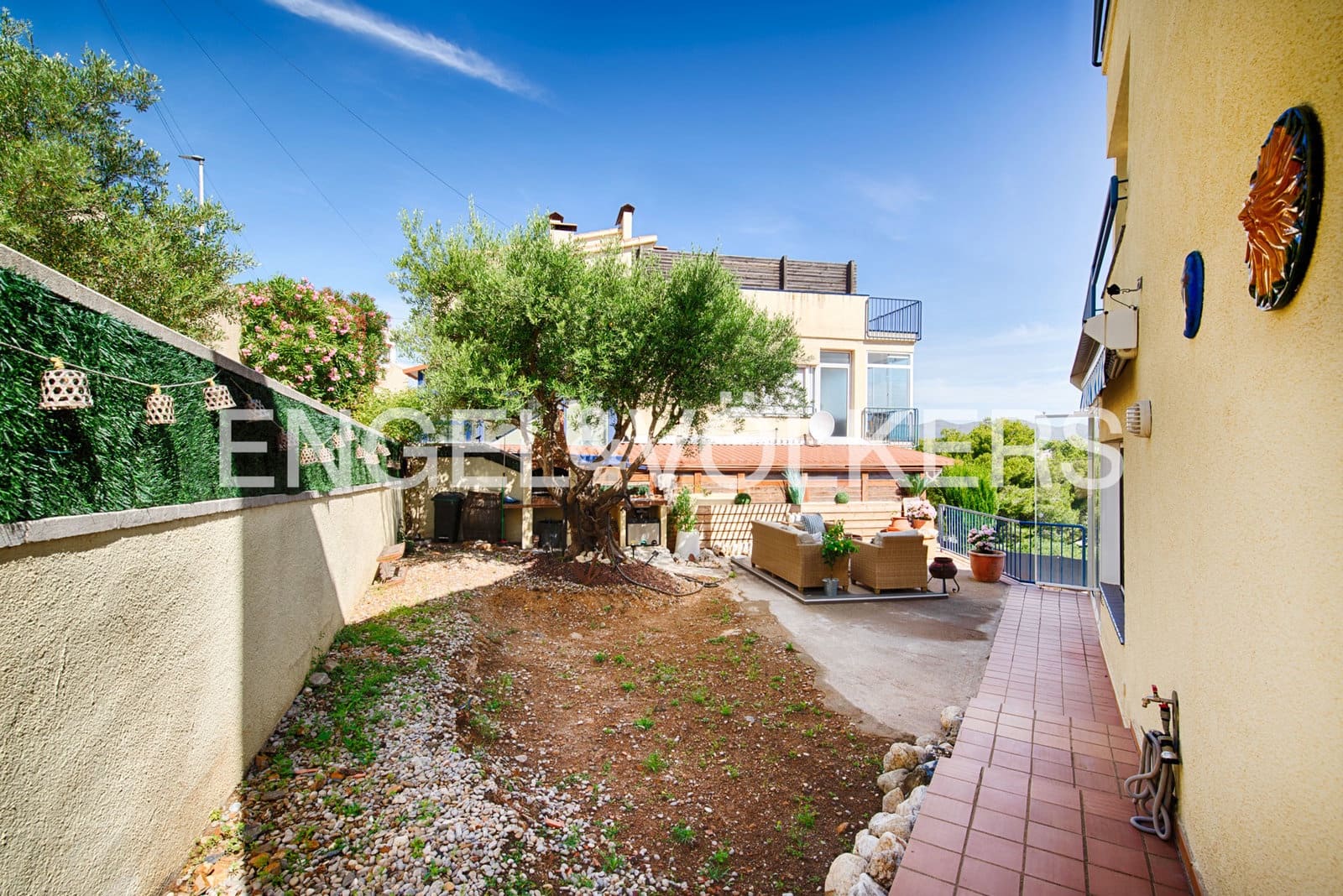 2 sypialnia Apartament na sprzedaż w Llanca z garażem - 400 000 € (Ref: 9902018)