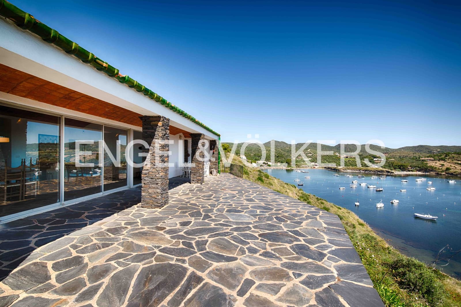 Finca/Casa Rural de 14 habitaciones en Cadaqués en venta con garaje - 9.000.000 € (Ref: 9902363)
