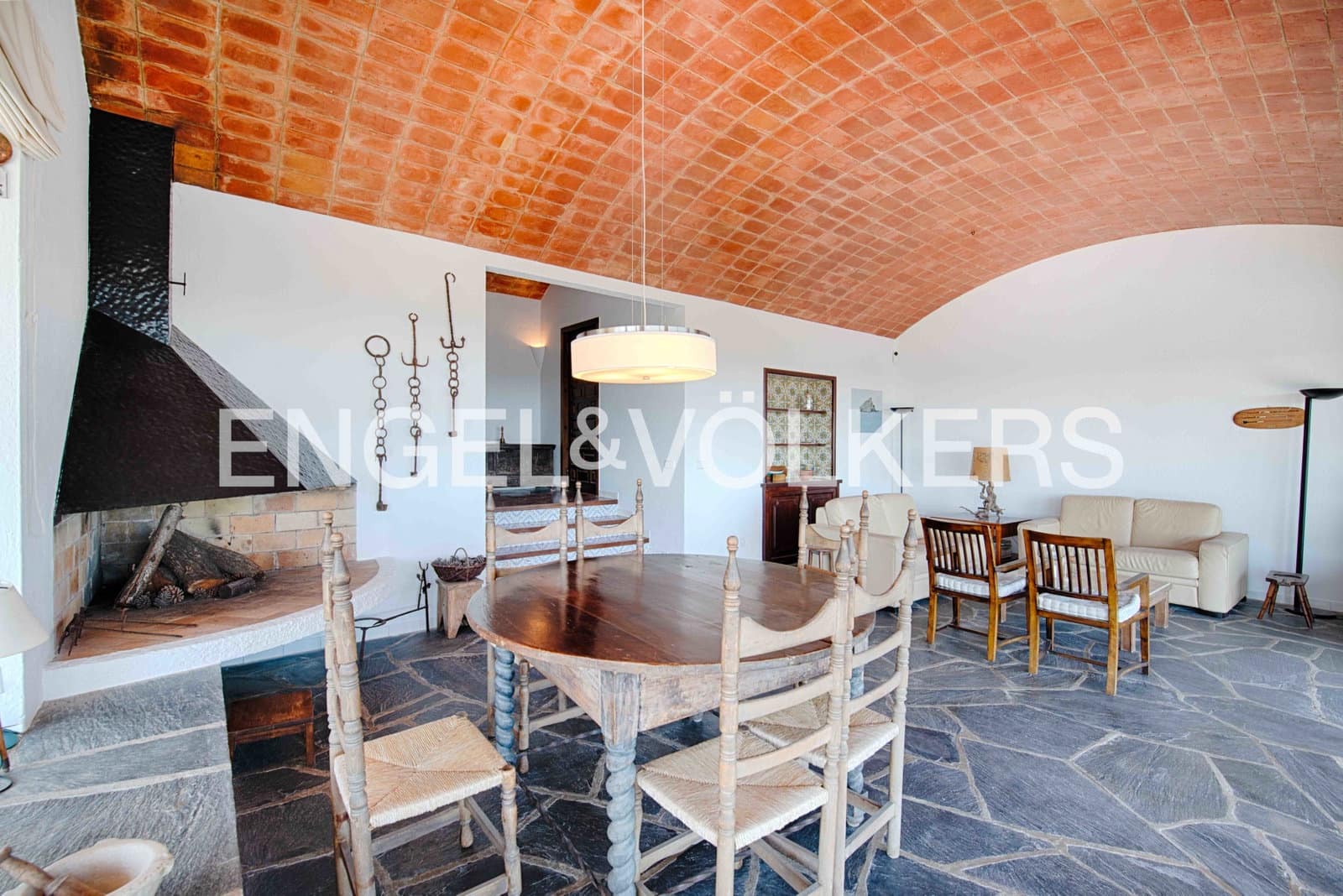 14 quarto Quinta/Casa Rural para venda em Cadaques com garagem - 9 000 000 € (Ref: 9902363)