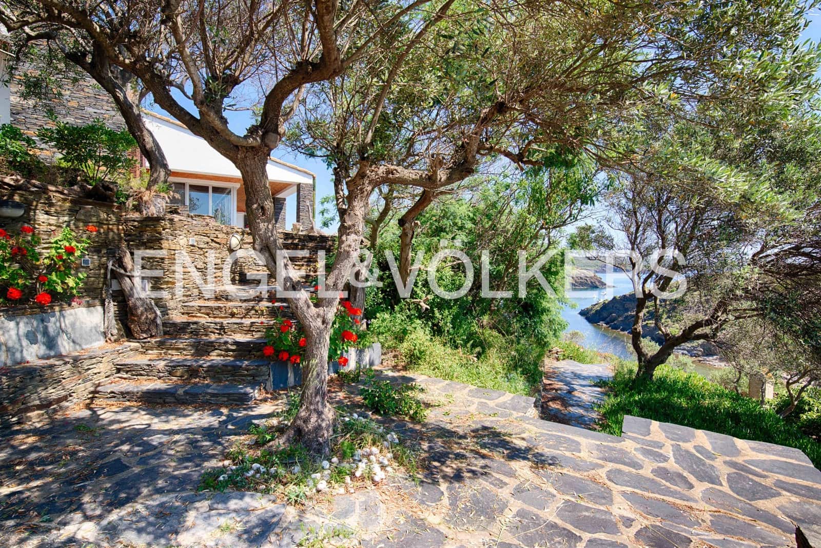 14 quarto Quinta/Casa Rural para venda em Cadaques com garagem - 9 000 000 € (Ref: 9902363)