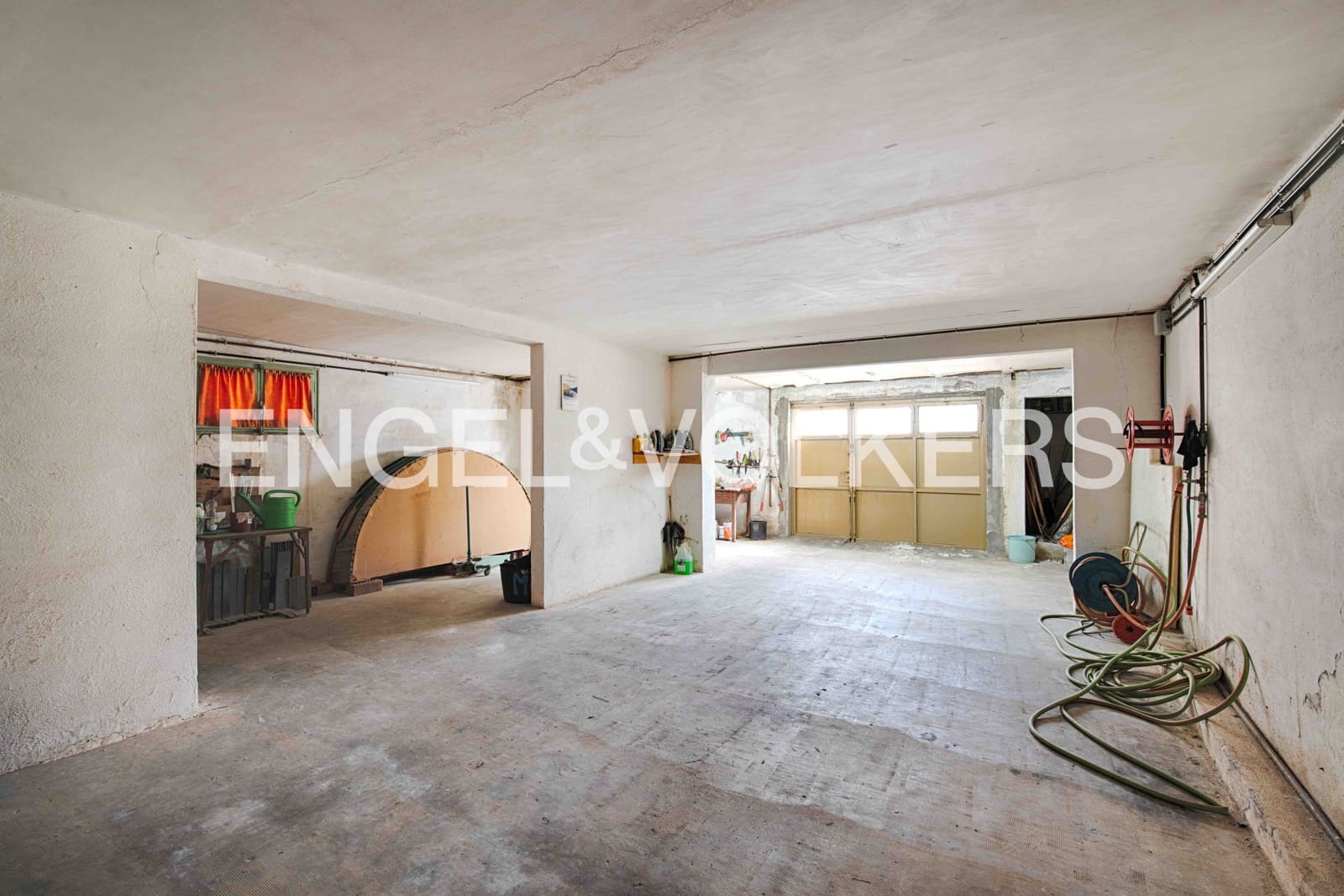 10 quarto Quinta/Casa Rural para venda em Rabos com garagem - 830 000 € (Ref: 9905274)