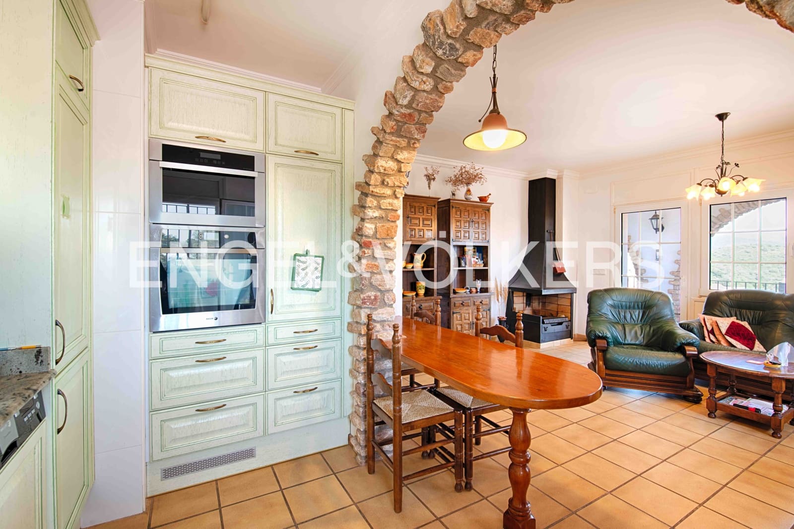 10 quarto Quinta/Casa Rural para venda em Rabos com garagem - 830 000 € (Ref: 9905274)