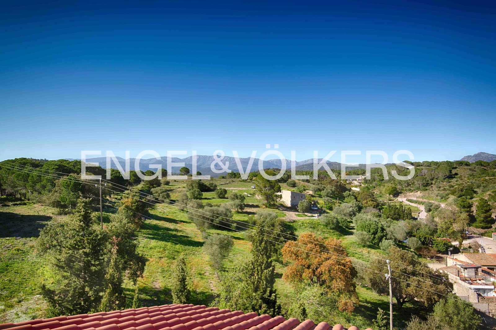 10 quarto Quinta/Casa Rural para venda em Rabos com garagem - 830 000 € (Ref: 9905274)