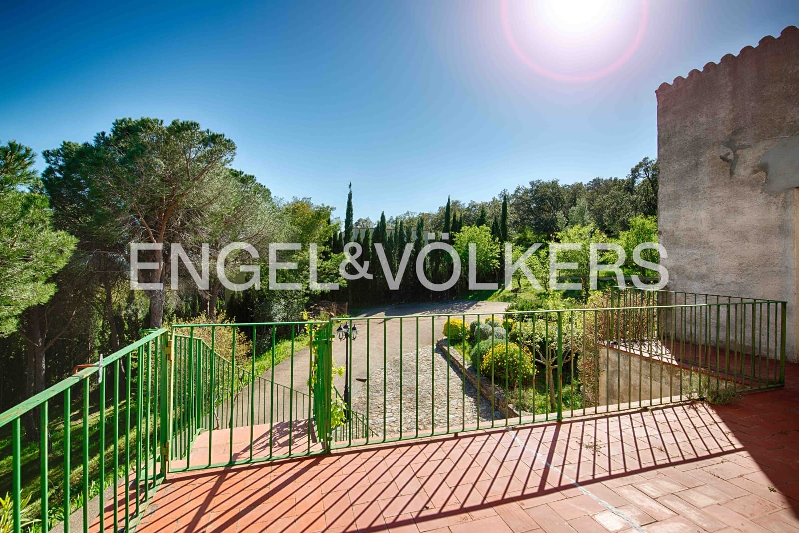 10 quarto Quinta/Casa Rural para venda em Rabos com garagem - 830 000 € (Ref: 9905274)