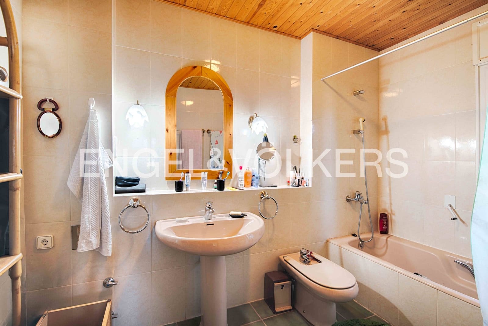10 soveværelse Finca/Landehus til salg i Rabos med garage - € 830.000 (Ref: 9905274)