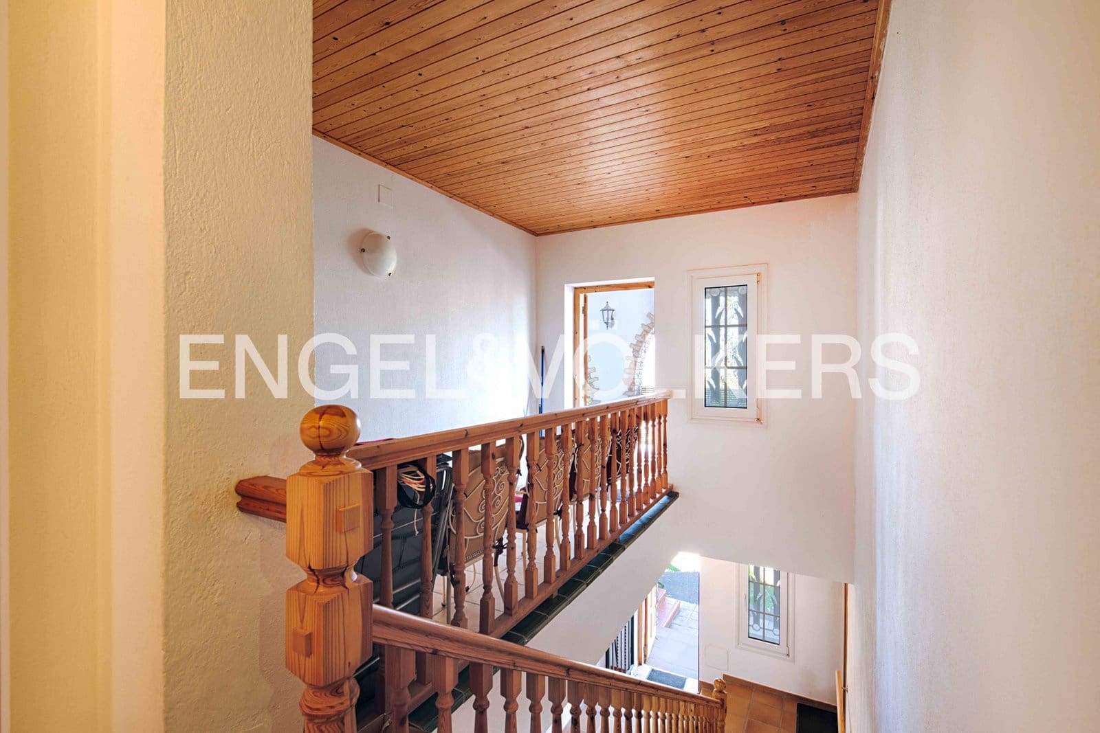 10 soveværelse Finca/Landehus til salg i Rabos med garage - € 830.000 (Ref: 9905274)