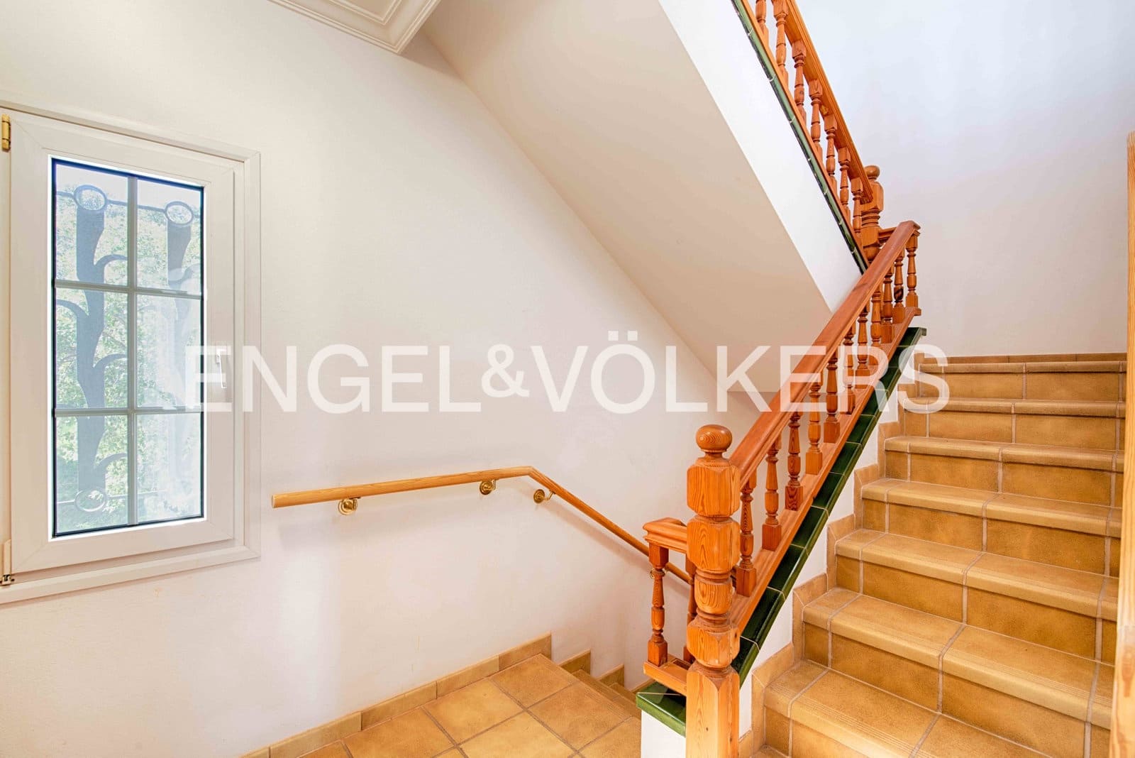 10 soveværelse Finca/Landehus til salg i Rabos med garage - € 830.000 (Ref: 9905274)