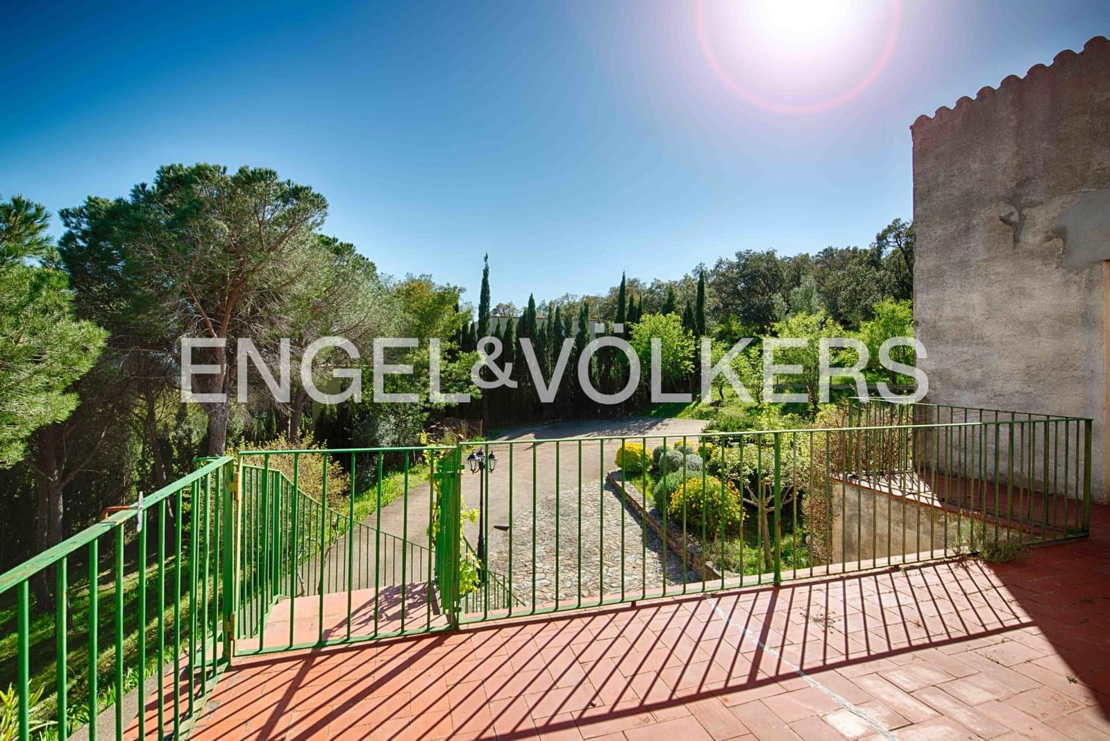10 soveværelse Finca/Landehus til salg i Rabos med garage - € 830.000 (Ref: 9905274)