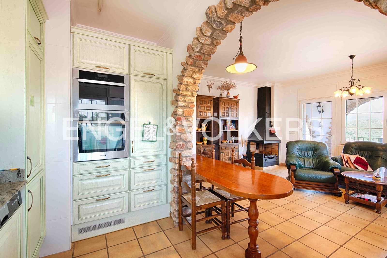 10 soveværelse Finca/Landehus til salg i Rabos med garage - € 830.000 (Ref: 9905274)