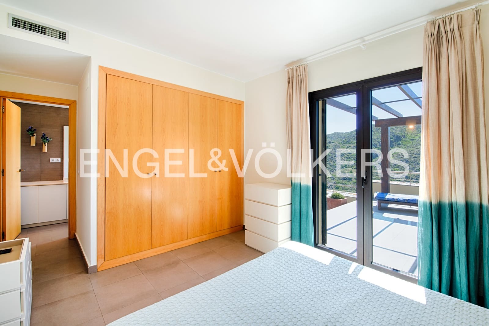 4 slaapkamer Villa te koop in El Port de la Selva met zwembad garage - € 1.200.000 (Ref: 9908964)