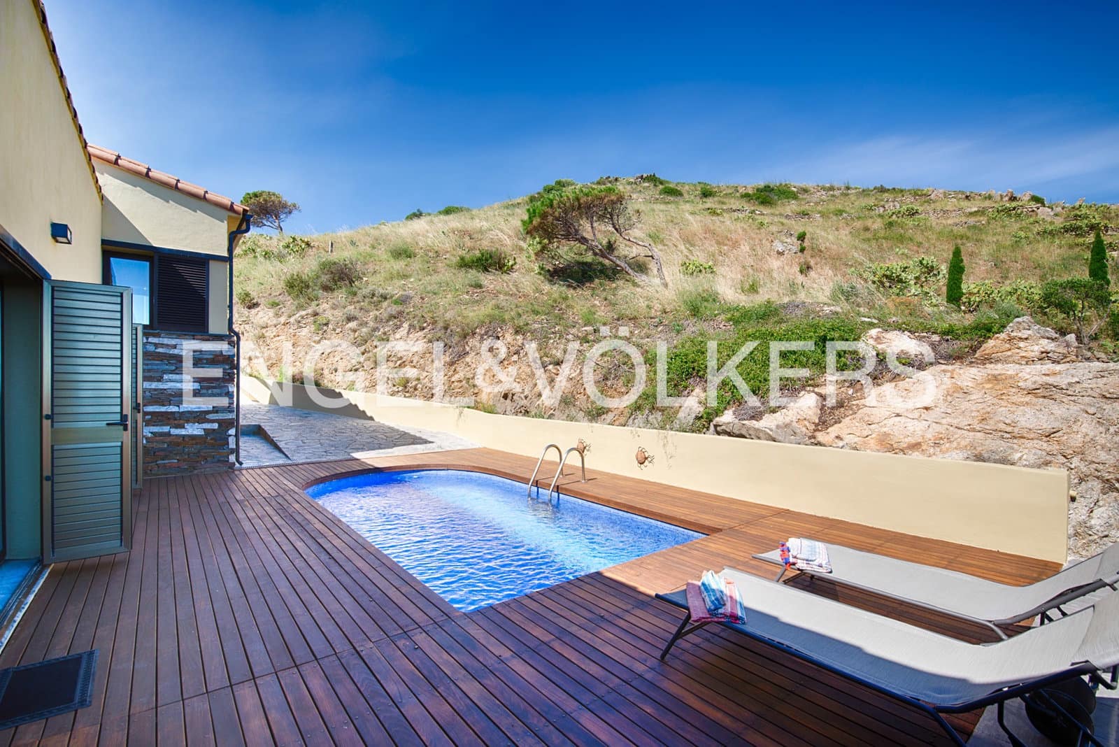 4 sovrum Villa till salu i El Port de la Selva med pool garage - 1 200 000 € (Ref: 9908964)