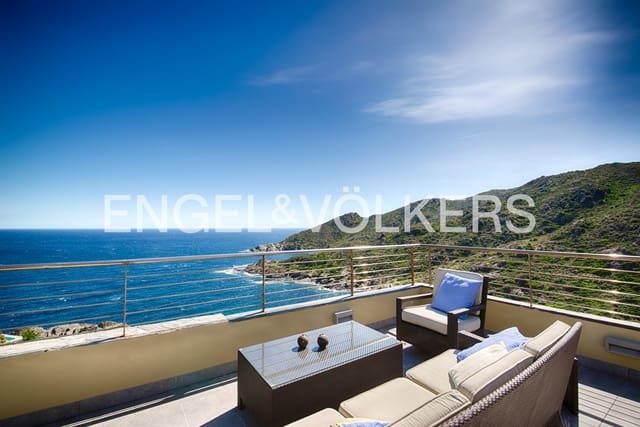 Chalet de 4 habitaciones en El Port de la Selva en venta con piscina garaje - 1.200.000 € (Ref: 9908964)