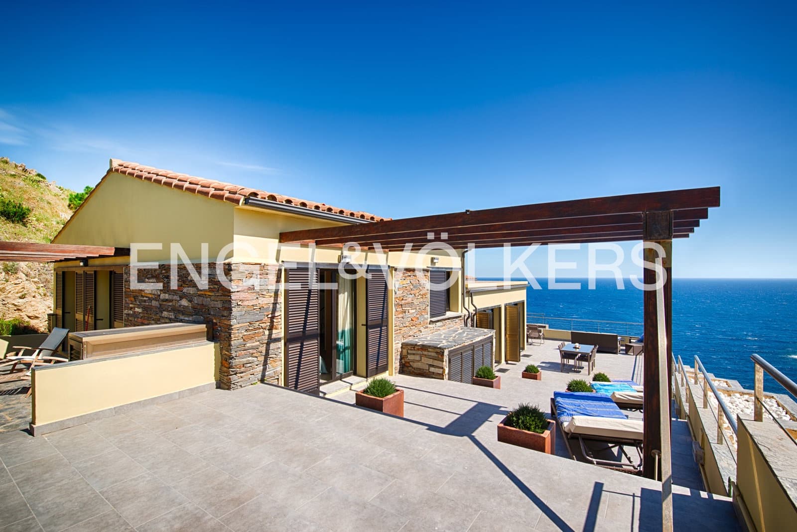 4 sovrum Villa till salu i El Port de la Selva med pool garage - 1 200 000 € (Ref: 9908964)