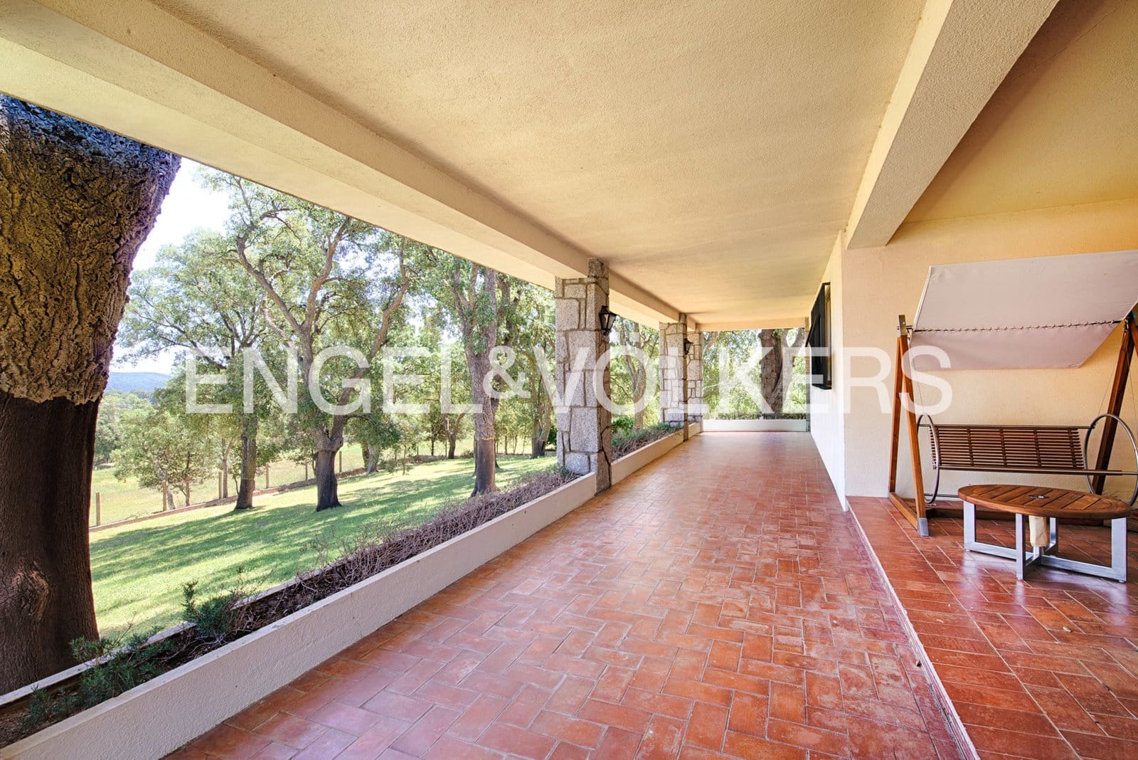 5 quarto Moradia para venda em Macanet de Cabrenys com piscina garagem - 760 000 € (Ref: 9911551)