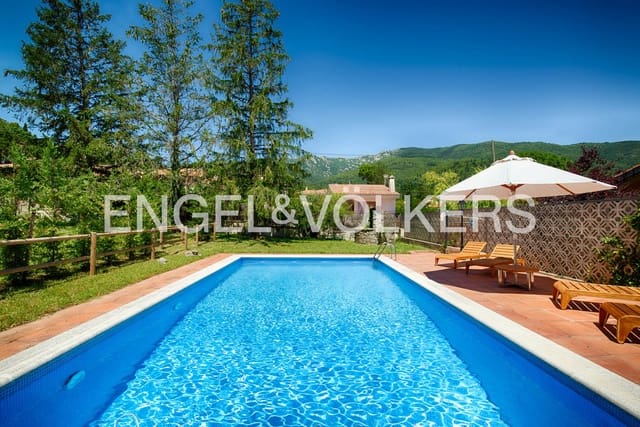 Chalet de 5 habitaciones en Maçanet de Cabrenys en venta con piscina garaje - 760.000 € (Ref: 9911551)