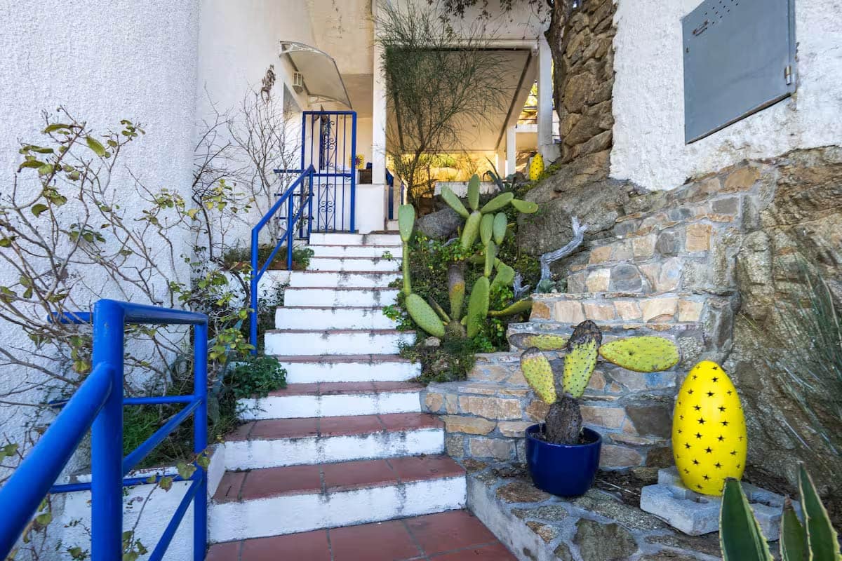 4 bedroom Villa for sale in Roses with pool - € 589,000 (Ref: 9911758)