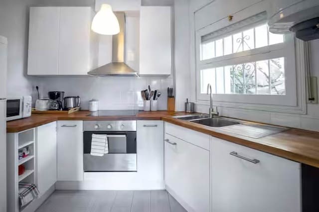 4 sovrum Villa till salu i Roses med pool - 589 000 € (Ref: 9911758)