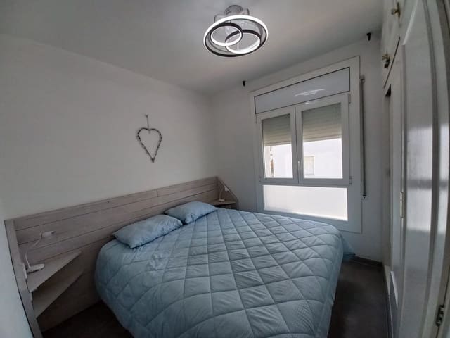 2 sovrum Lägenhet till salu i Santa Margarida, Roses - 370 000 € (Ref: 9911980)