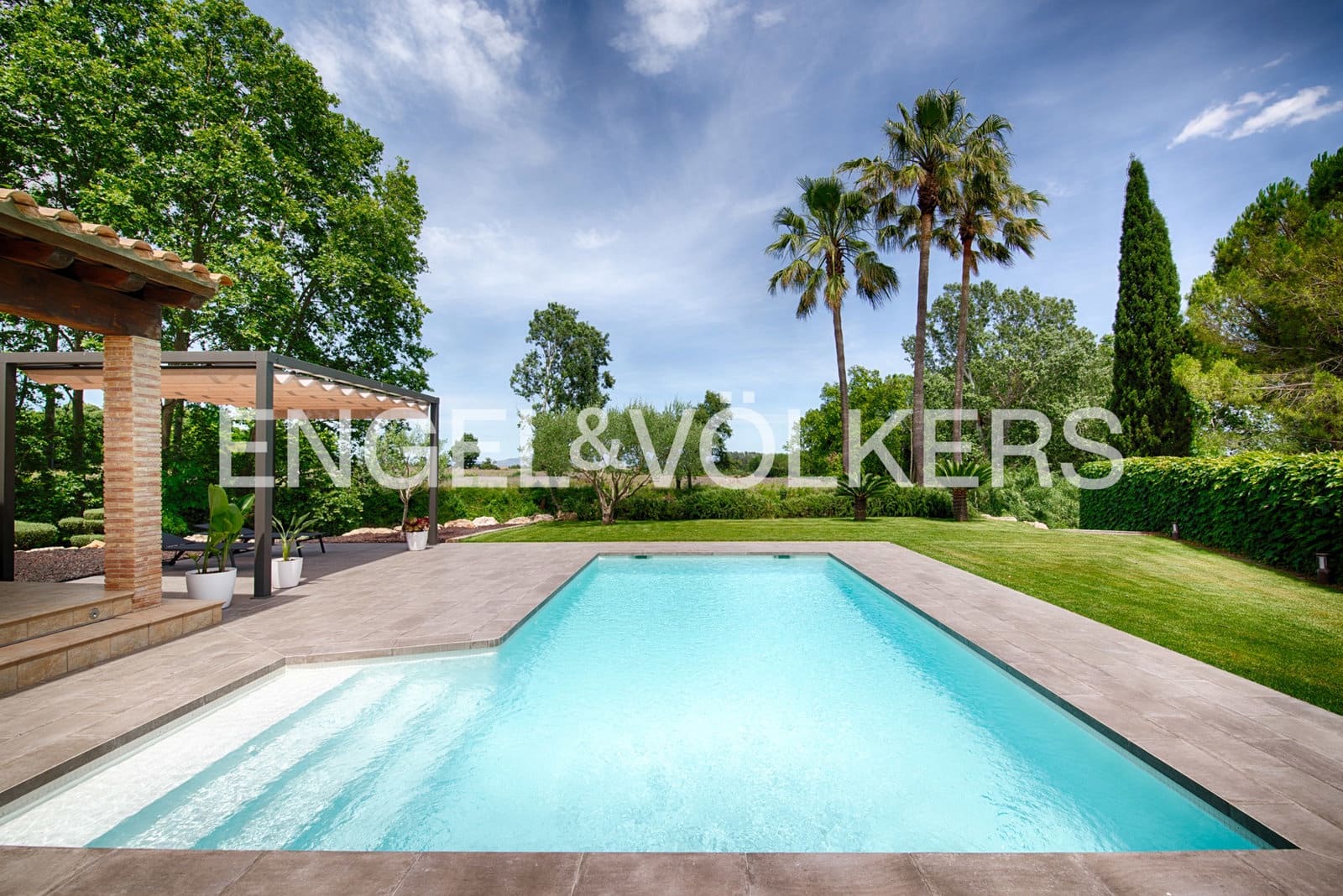 5 quarto Quinta/Casa Rural para venda em Siurana com piscina garagem - 1 690 000 € (Ref: 9911981)