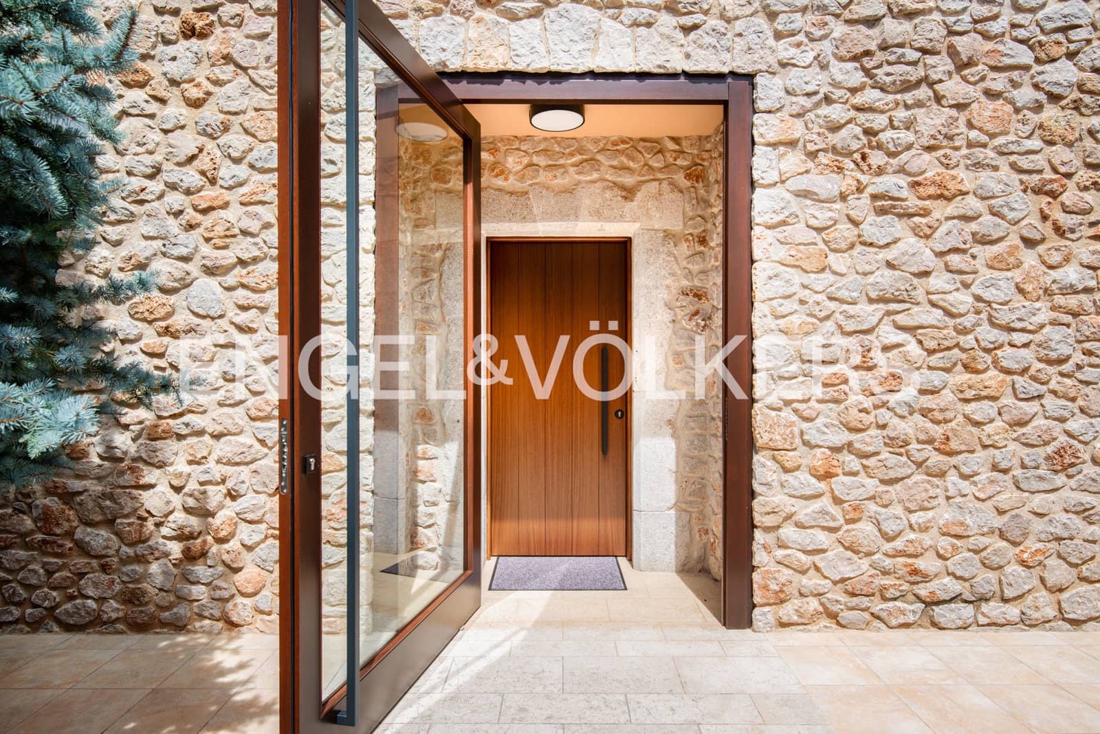 5 quarto Quinta/Casa Rural para venda em Siurana com piscina garagem - 1 690 000 € (Ref: 9911981)