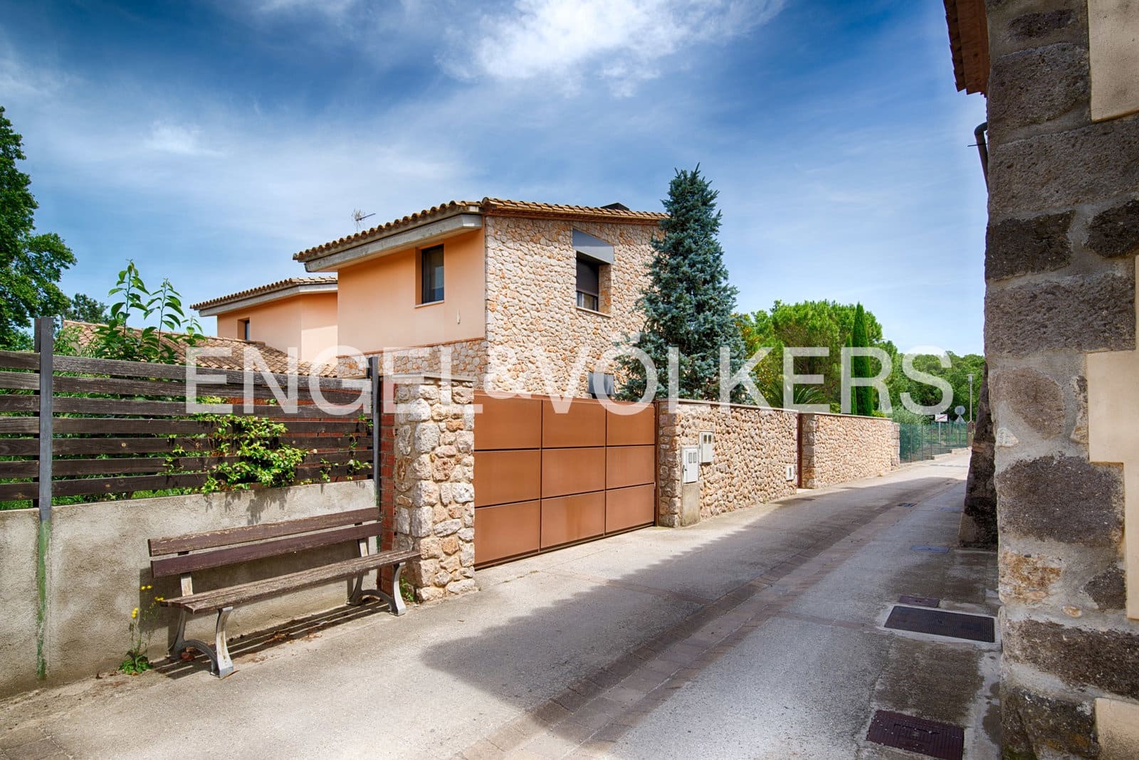5 quarto Quinta/Casa Rural para venda em Siurana com piscina garagem - 1 690 000 € (Ref: 9911981)