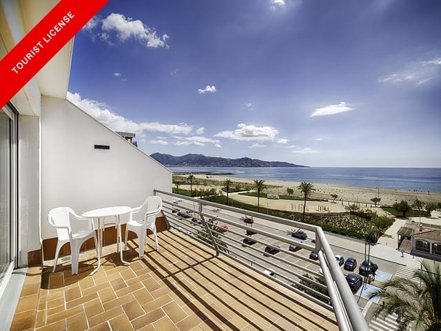 1 makuuhuone Huoneisto myytävänä paikassa Empuriabrava, Castelló d'Empúries - 397 000 € (Ref: 9937243)