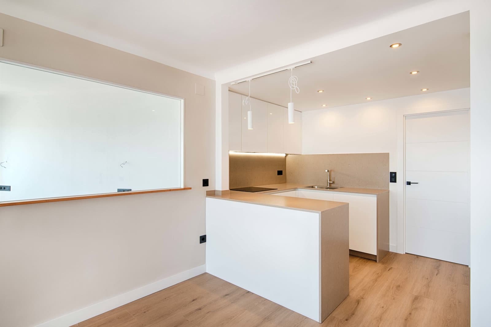 1 sovrum Lägenhet till salu i Empuriabrava - 397 000 € (Ref: 9937243)