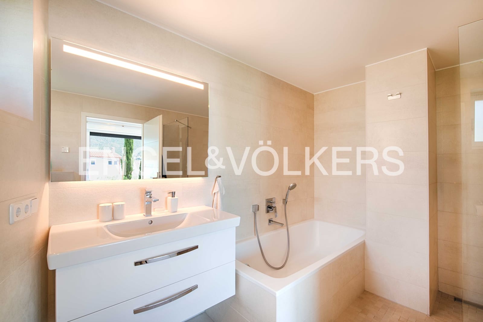 4 soveværelse Lejlighed til salg i Cadaques med swimmingpool garage - € 2.500.000 (Ref: 9944723)