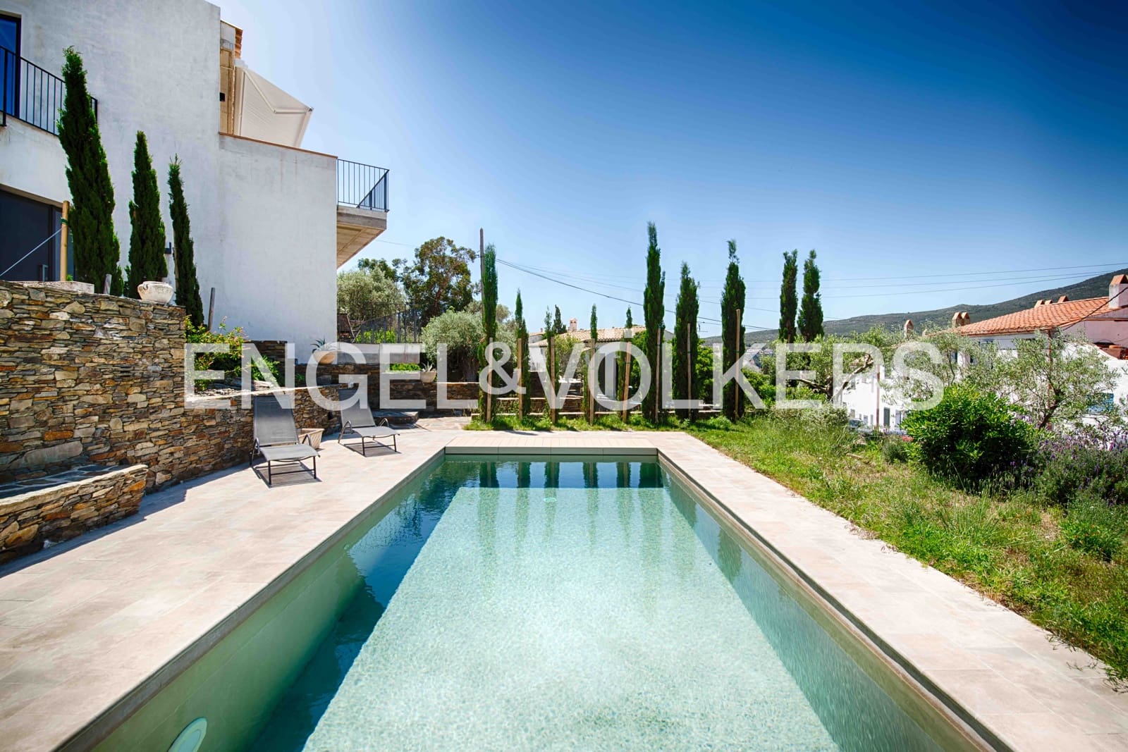 4 soveværelse Lejlighed til salg i Cadaques med swimmingpool garage - € 2.500.000 (Ref: 9944723)