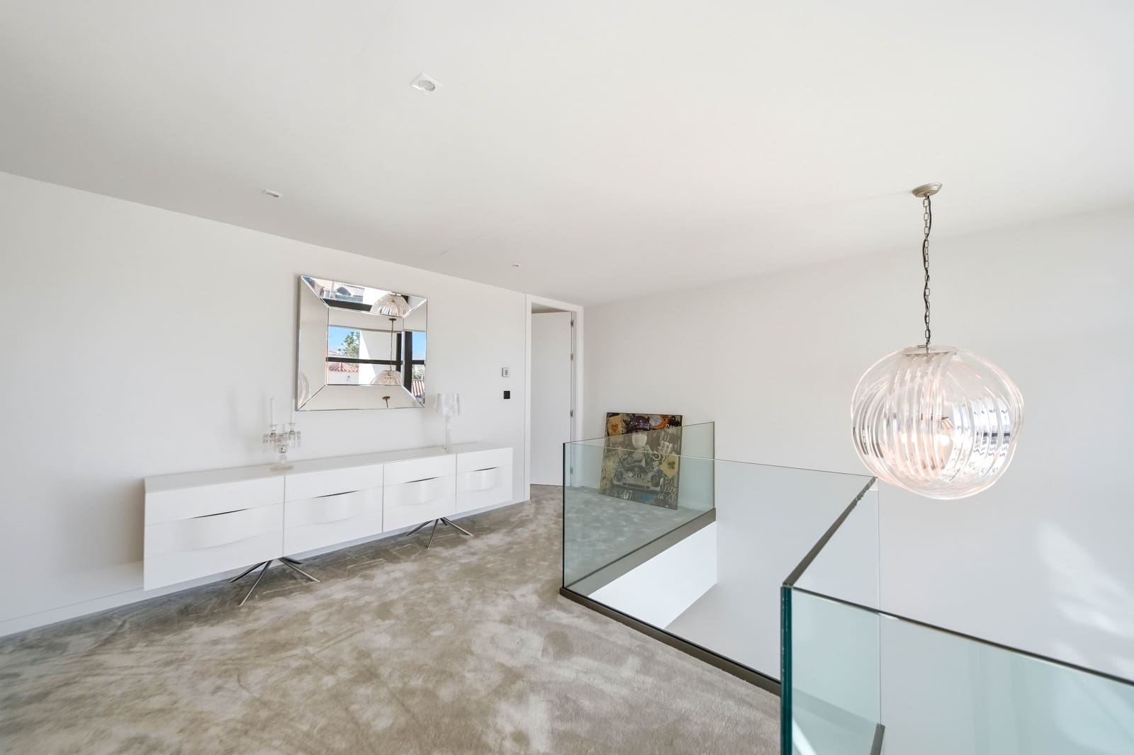 4 bedroom Villa for sale in Empuriabrava with pool - € 2,995,000 (Ref: 9944858)