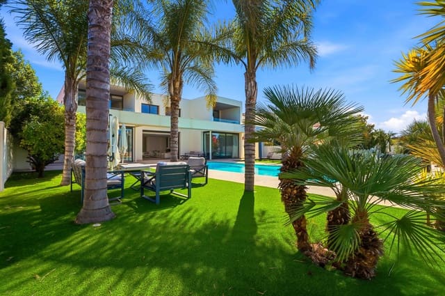 4 makuuhuone Huvila myytävänä paikassa Empuriabrava, Castelló d'Empúries mukana uima-altaan - 2 995 000 € (Ref: 9944858)
