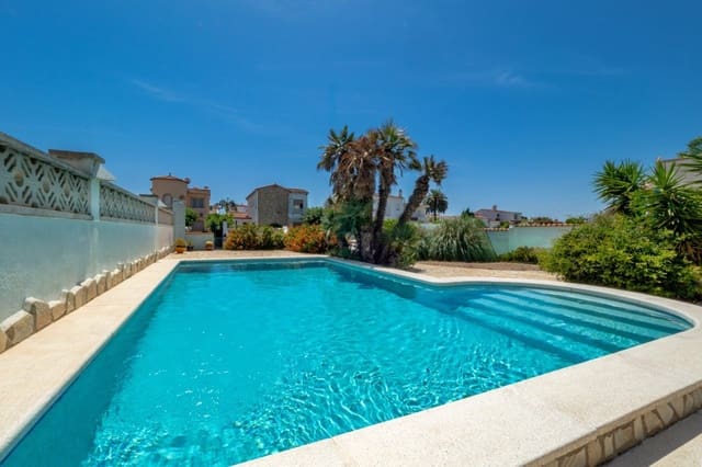 2 chambre Villa/Maison à vendre à Empuriabrava, Castelló d'Empúries avec piscine garage - 849 000 € (Ref: 9948585)