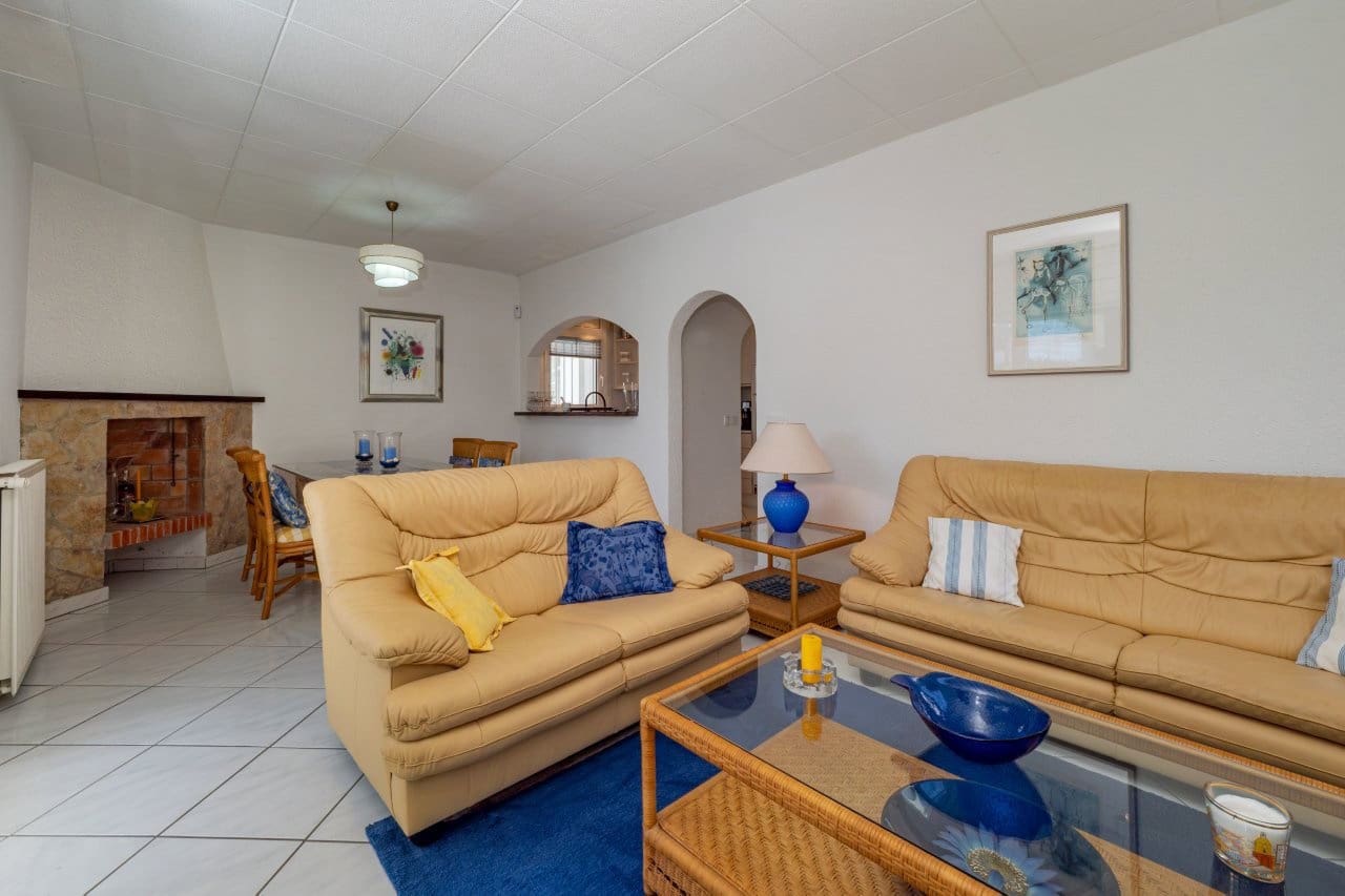 2 bedroom Villa for sale in Empuriabrava with pool garage - € 849,000 (Ref: 9948585)