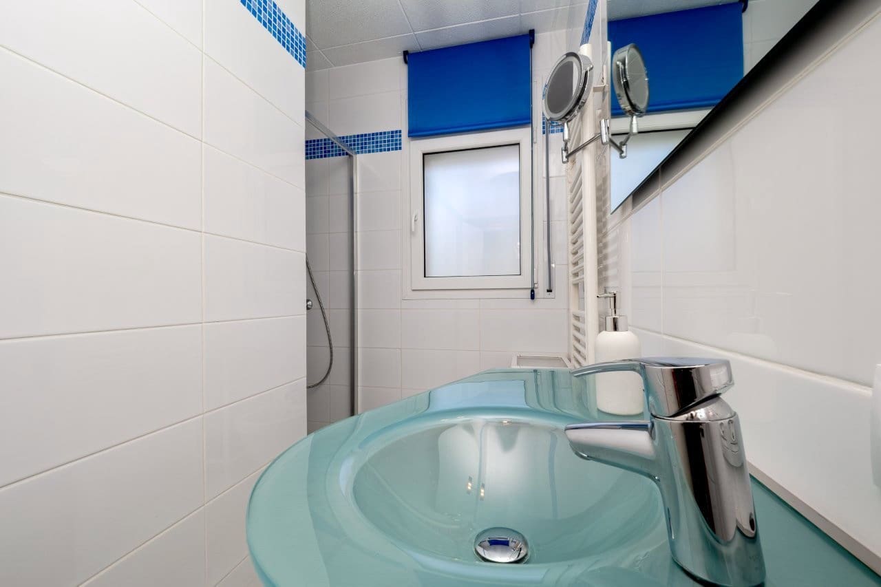 2 bedroom Villa for sale in Empuriabrava with pool garage - € 849,000 (Ref: 9948585)