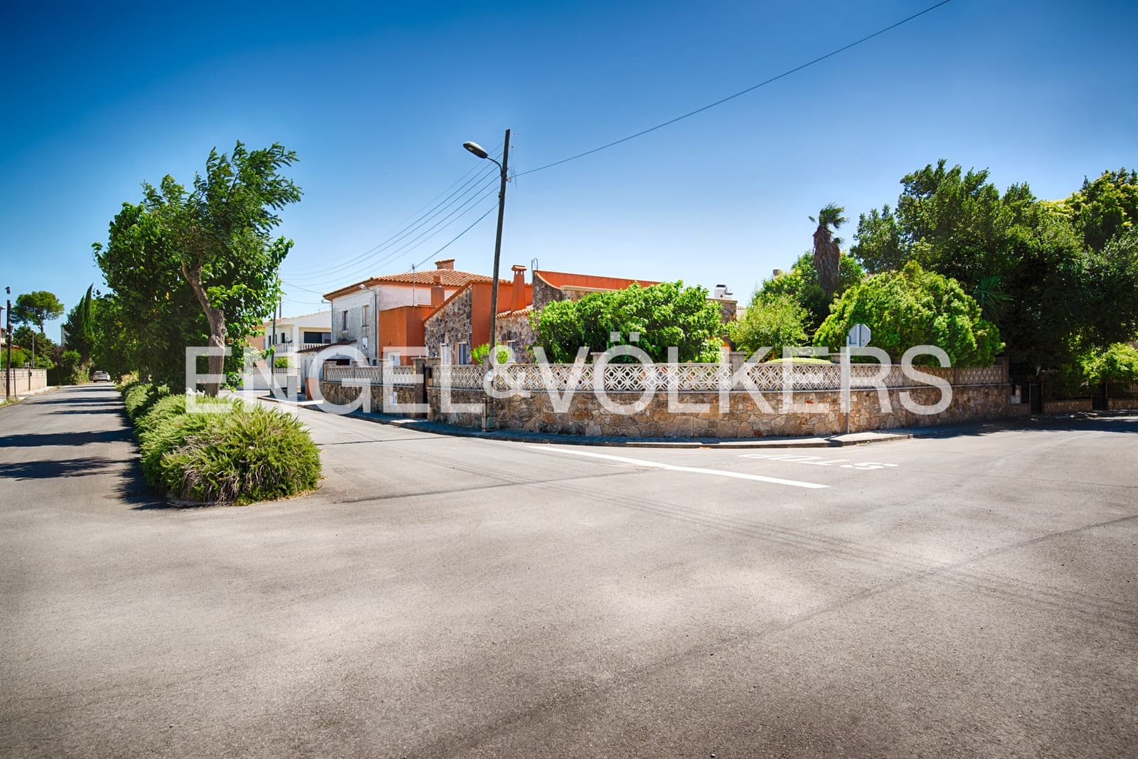 2 slaapkamer Huis te koop in Fortia met zwembad garage - € 490.000 (Ref: 9948586)
