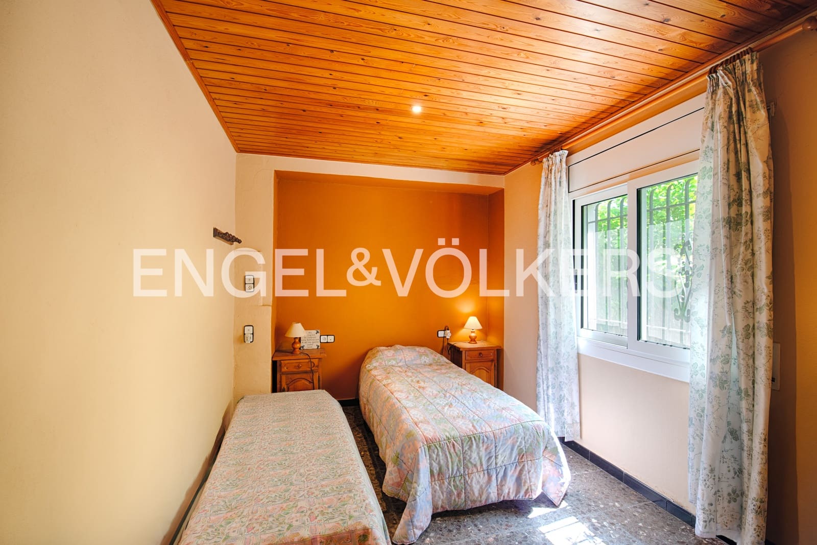2 slaapkamer Huis te koop in Fortia met zwembad garage - € 490.000 (Ref: 9948586)