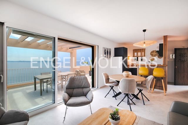 2 slaapkamer Appartement te koop in Roses - € 495.000 (Ref: 9950363)