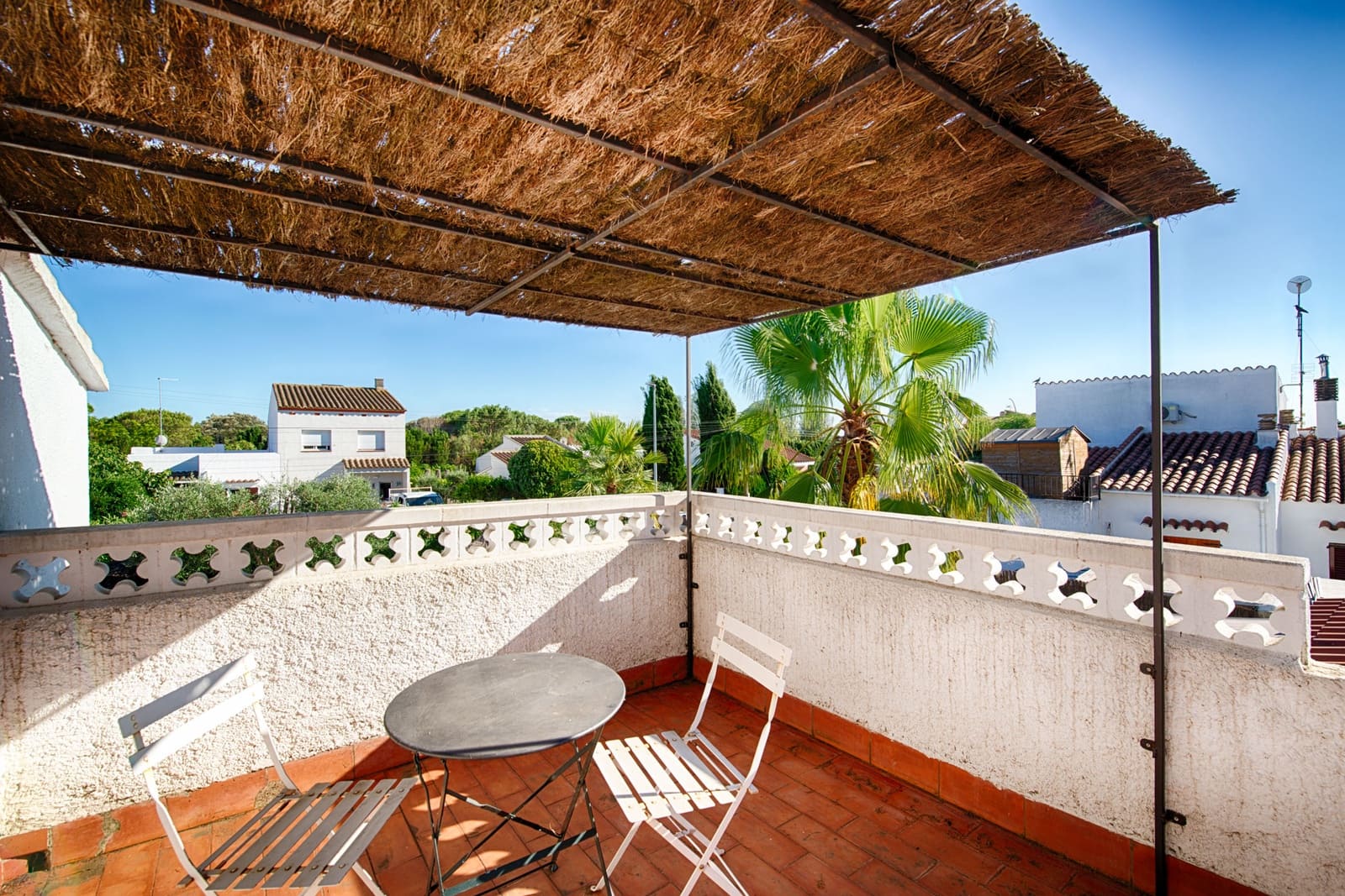 4 soveværelse Byhus til salg i Castello d'Empuries med swimmingpool garage - € 445.000 (Ref: 9956229)