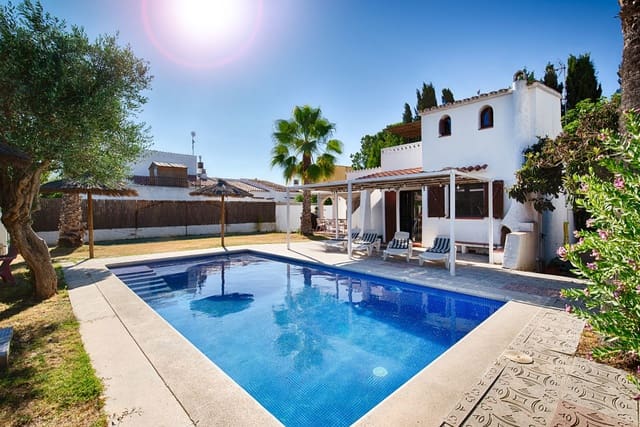 4 slaapkamer Huis te koop in Castelló d'Empúries met zwembad garage - € 445.000 (Ref: 9956229)