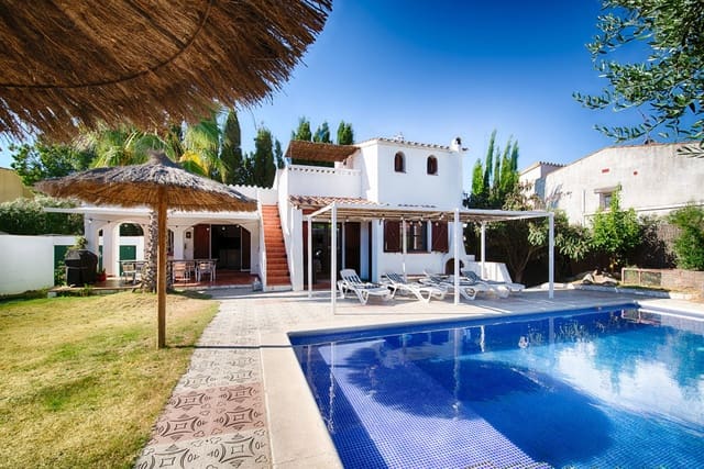 4 slaapkamer Huis te koop in Castelló d'Empúries met zwembad garage - € 445.000 (Ref: 9956229)