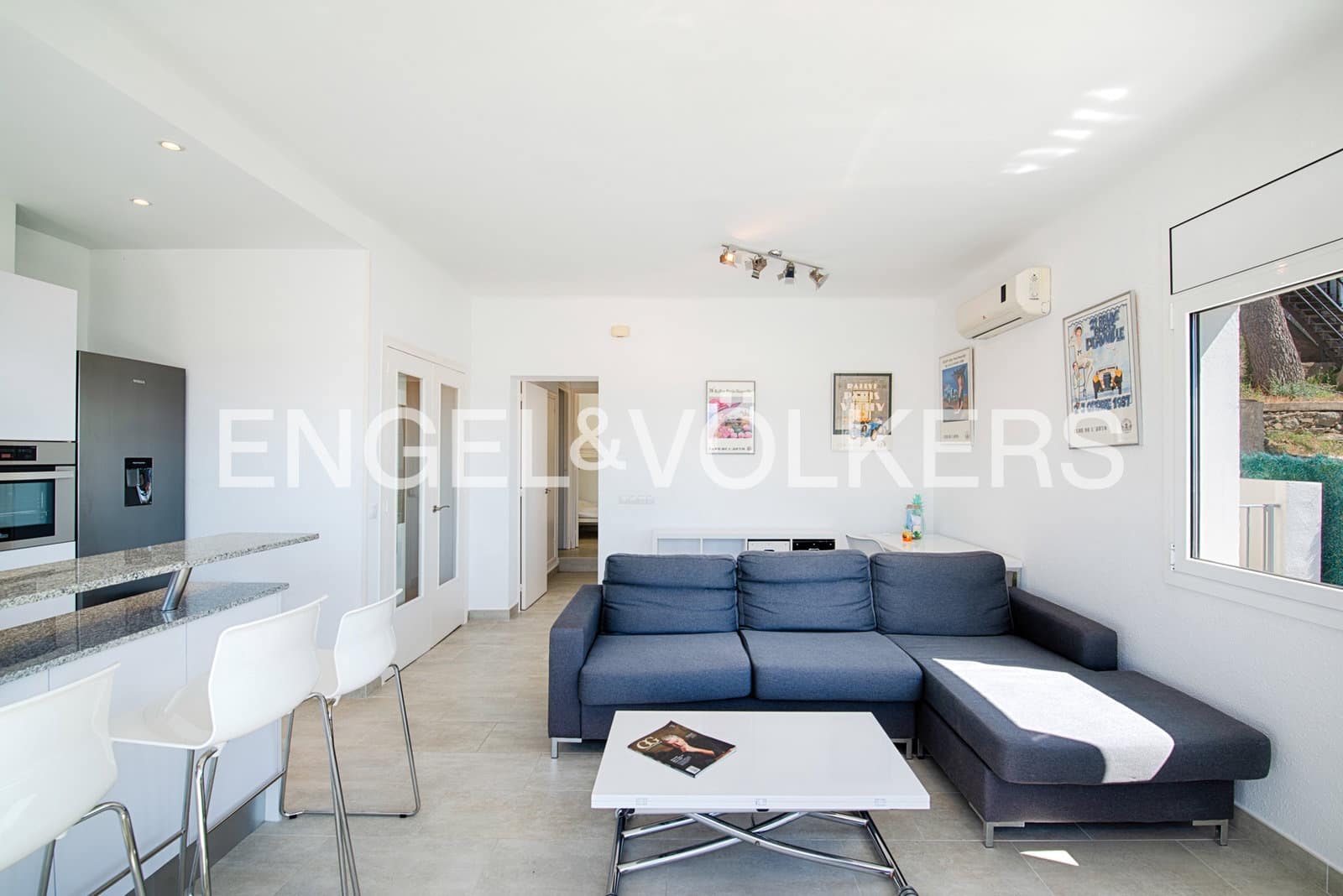 2 bedroom Apartment for sale in Roses - € 290,000 (Ref: 9958298)