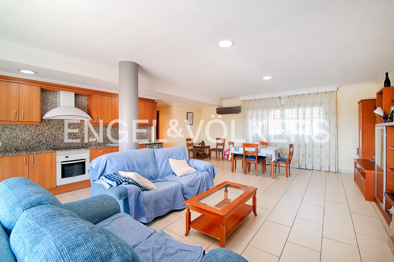 4 sypialnia Willa na sprzedaż w Vilamalla z basenem garażem - 520 000 € (Ref: 9964325)