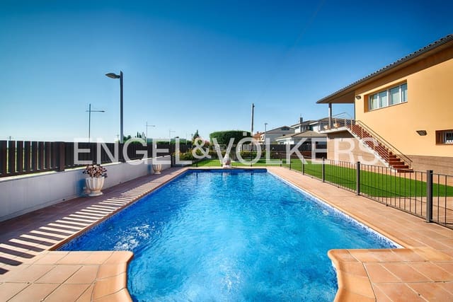4 Zimmer Villa zu verkaufen in Vilamalla mit Pool Garage - 520.000 € (Ref: 9964325)