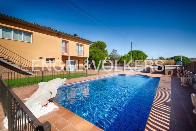 4 Zimmer Villa zu verkaufen in Vilamalla mit Pool Garage - 520.000 € (Ref: 9964325)