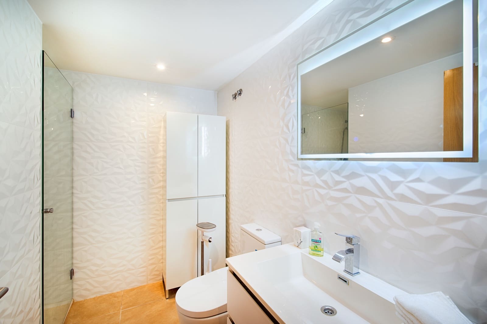 3 slaapkamer Appartement te koop in Empuriabrava met zwembad - € 495.000 (Ref: 9964431)