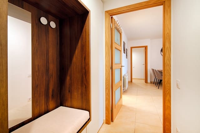 3 slaapkamer Appartement te koop in Empuriabrava, Castelló d'Empúries met zwembad - € 495.000 (Ref: 9964431)
