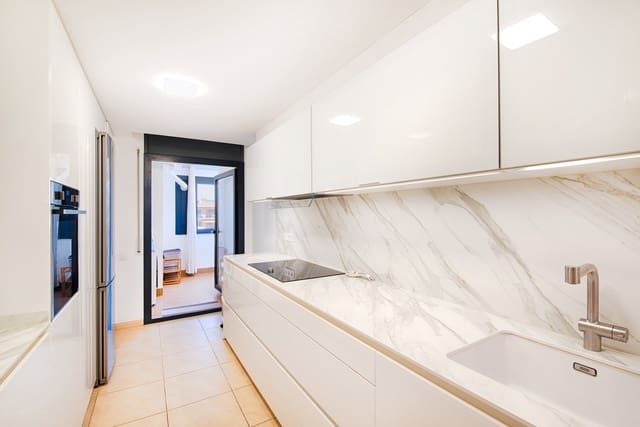 3 Zimmer Apartment zu verkaufen in Empuriabrava, Castelló d'Empúries mit Pool - 465.000 € (Ref: 9964431)